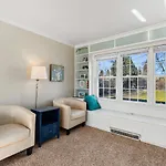 Charming 1940\'S Cottage