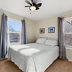 Charming 1940\'S Cottage
