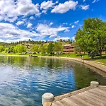 Charming Rapid City Apartment Walk To Lake!