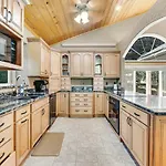 Rapid Creek Lodge