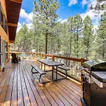 Modern Black Hills Cabin With Loft And Wraparound Deck