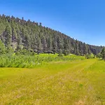 Rapid City Cabin With Hiking And Atv Trail Access