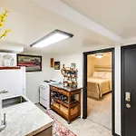 Centrally Located Apt Near Downtown Rapid City!