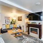 Centrally Located Apt Near Downtown Rapid City!