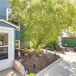 Centrally Located Apt Near Downtown Rapid City!