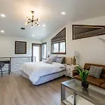 Modern Smart House In The Woods With 2 King Bds 2 Ba