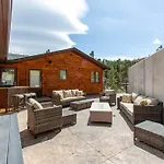 Modern Smart House In The Woods With 2 King Bds 2 Ba