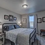 Black Hills View Game Rooms 5 Tvs