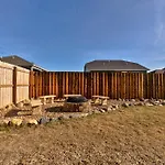 Family Friendly, Locally Owned, Home On A Hill!