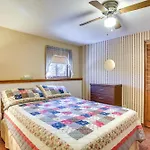Cozy Black Hills Nature Retreat With Private Deck!