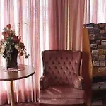 Rushmore Inn And Suites