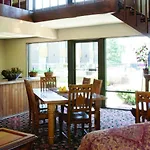 The Foothills Inn