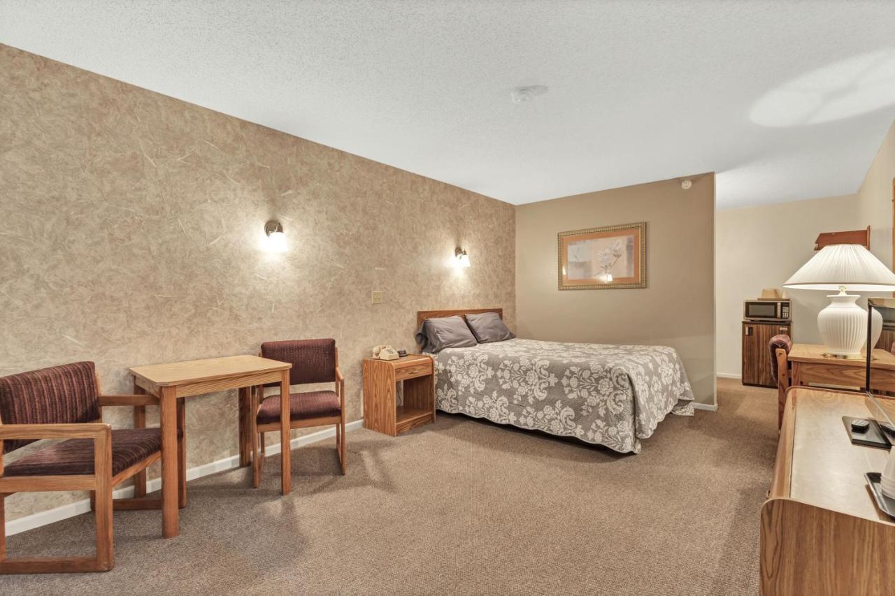 Motel Gold Star 2*