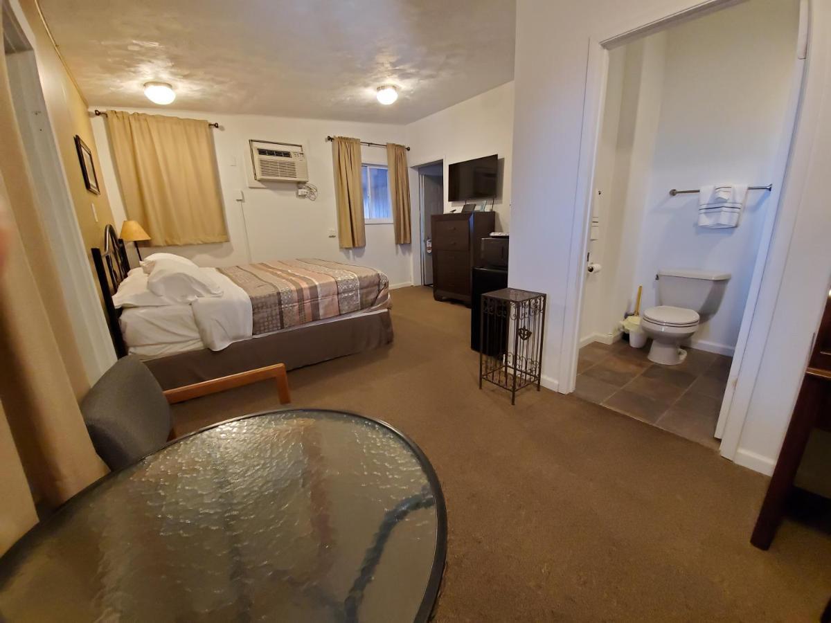 Tktk Motel