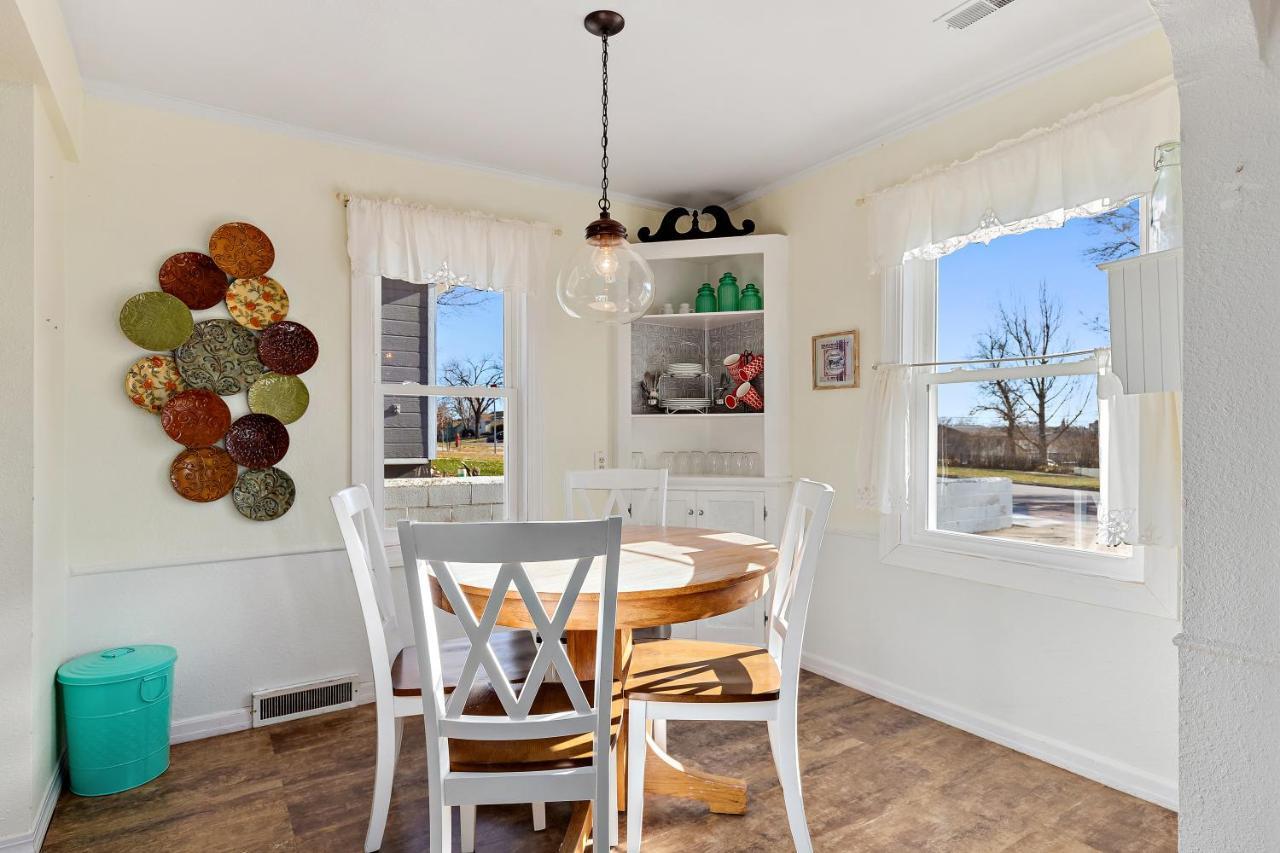 Holiday home Charming 1940'S Cottage *