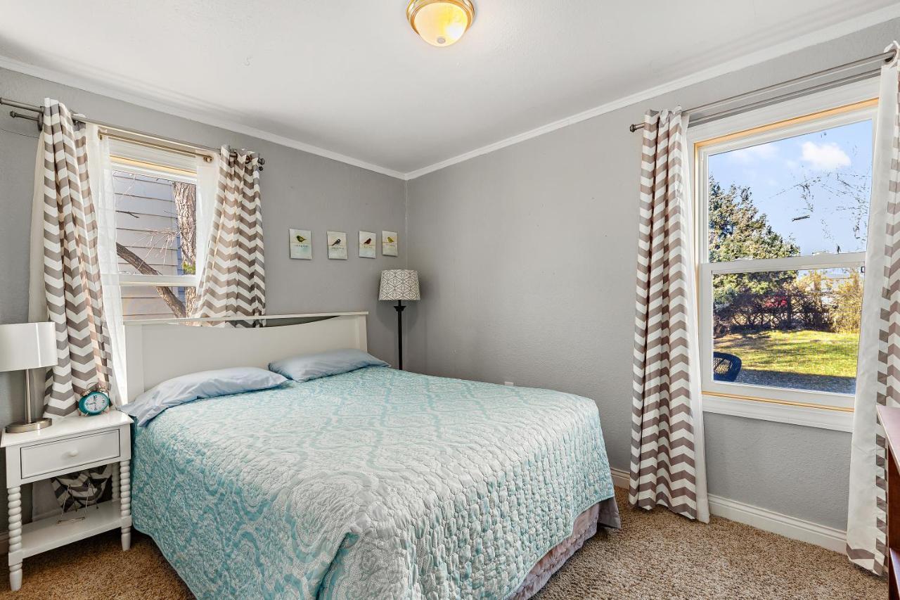 Holiday home Charming 1940'S Cottage *