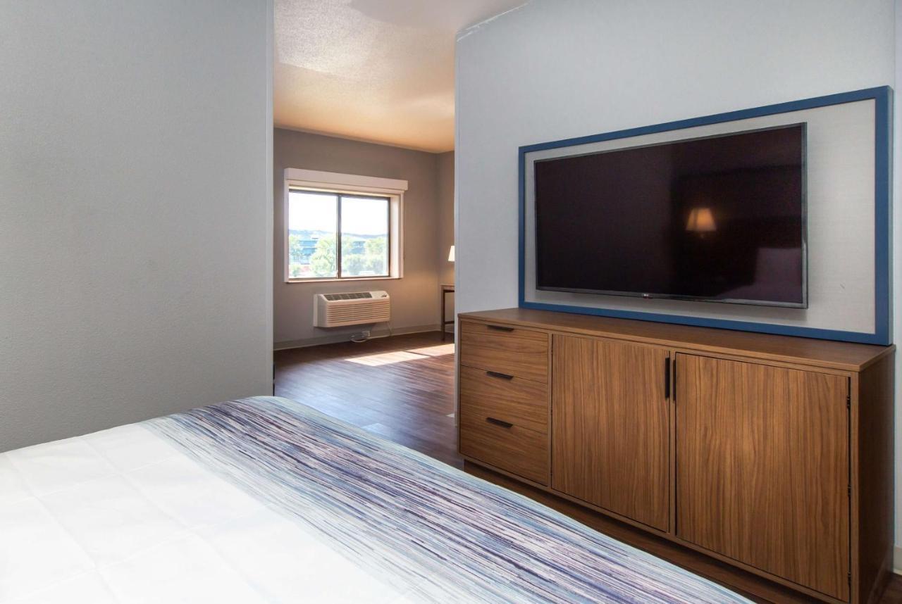 Americinn By Wyndham Rapid Lodge