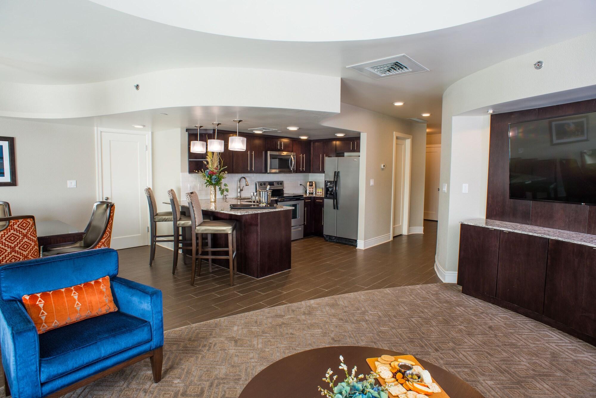 Alex Johnson Rapid City, Curio Collection By Hilton Rapid City
