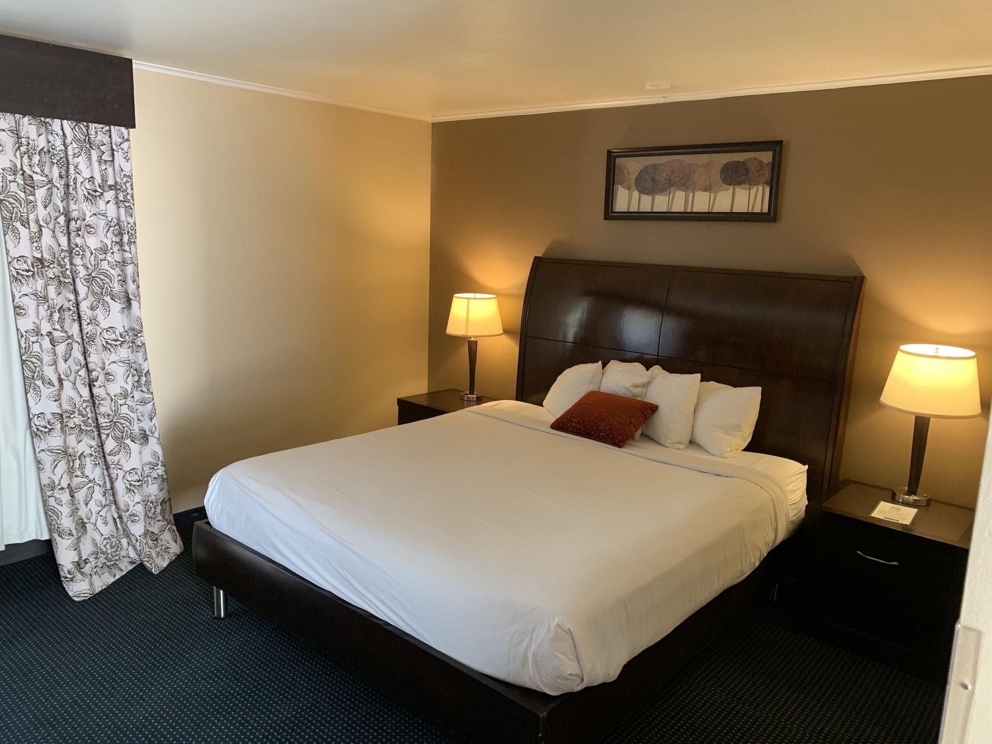 Travelodge By Wyndham Rapid 2*