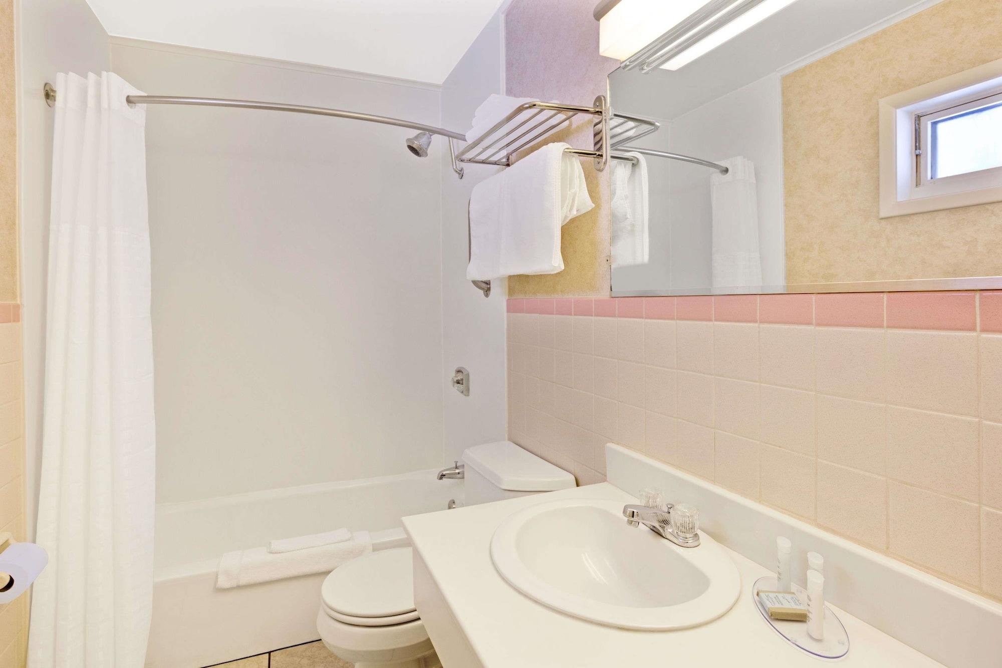 Hotel Travelodge By Wyndham Rapid Rapid City