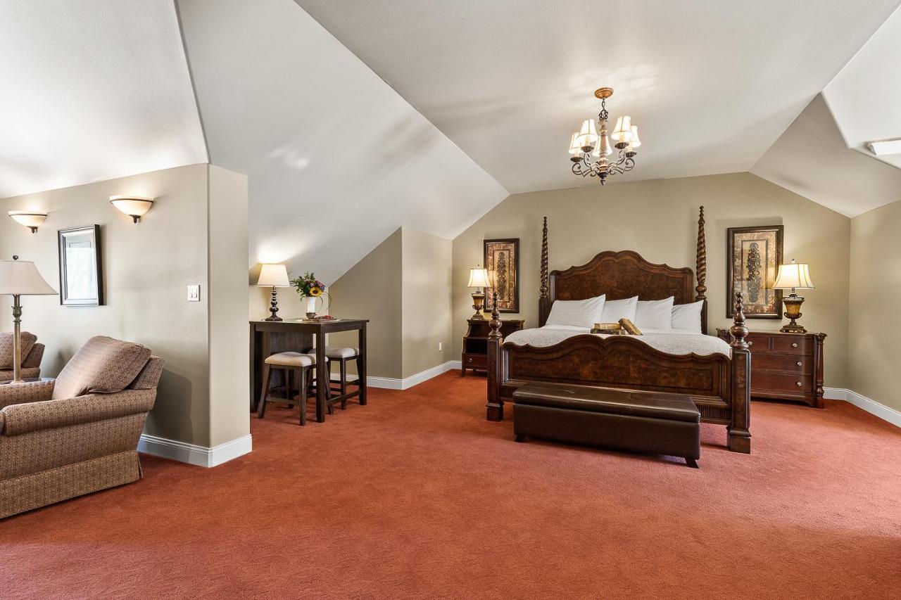 Summer Creek Bed & Breakfast
