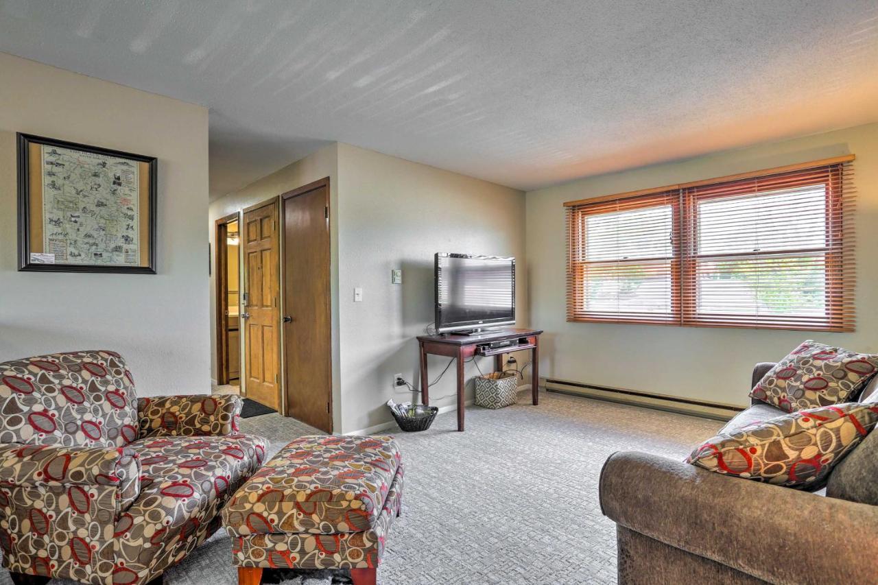 Charming Rapid Walk To Lake! Apartment Rapid City