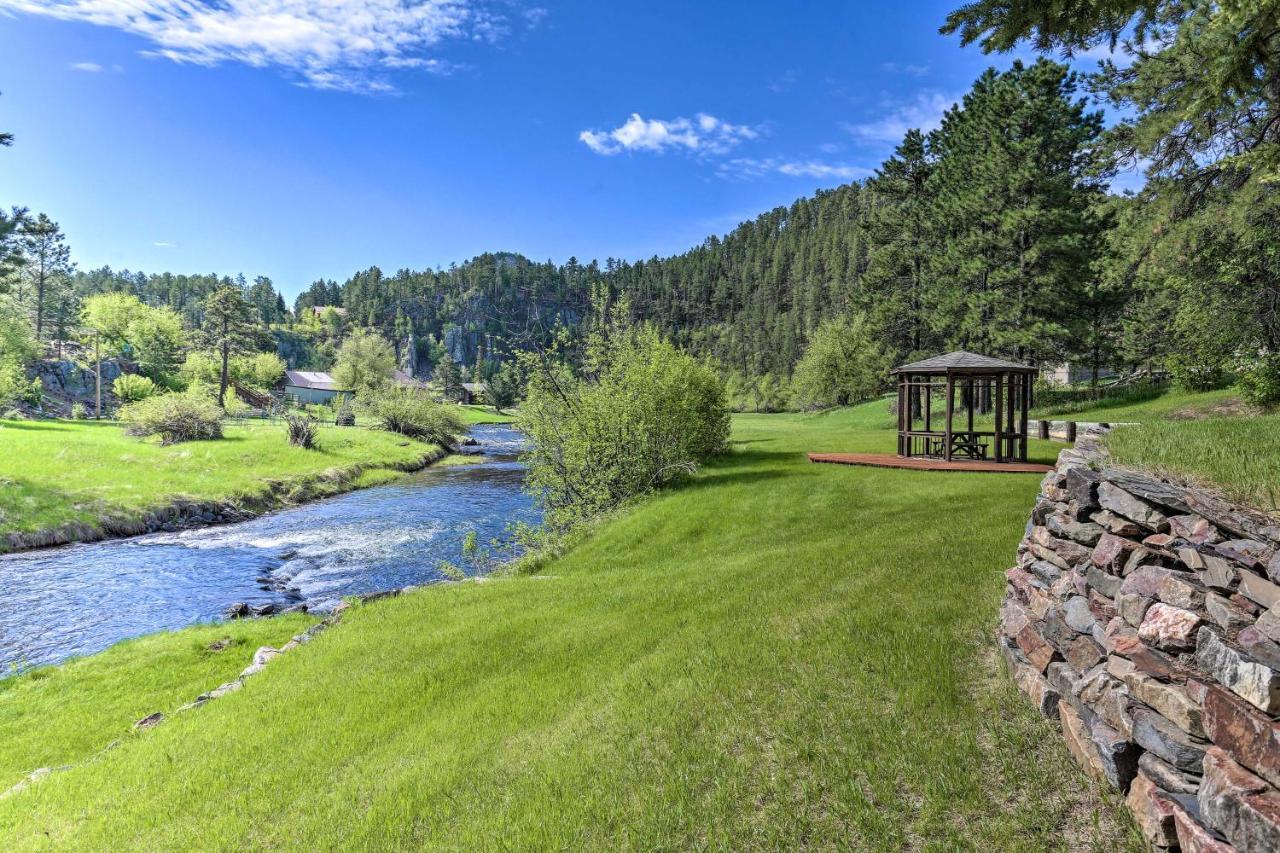 Creekside Rapid With Deck On 30 Acres! Rapid City