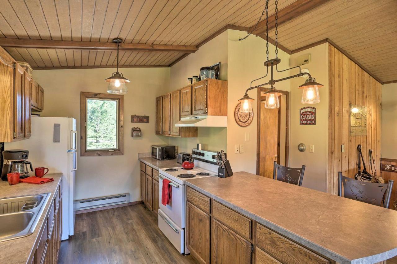 Creekside Rapid With Deck On 30 Acres! * Rapid City