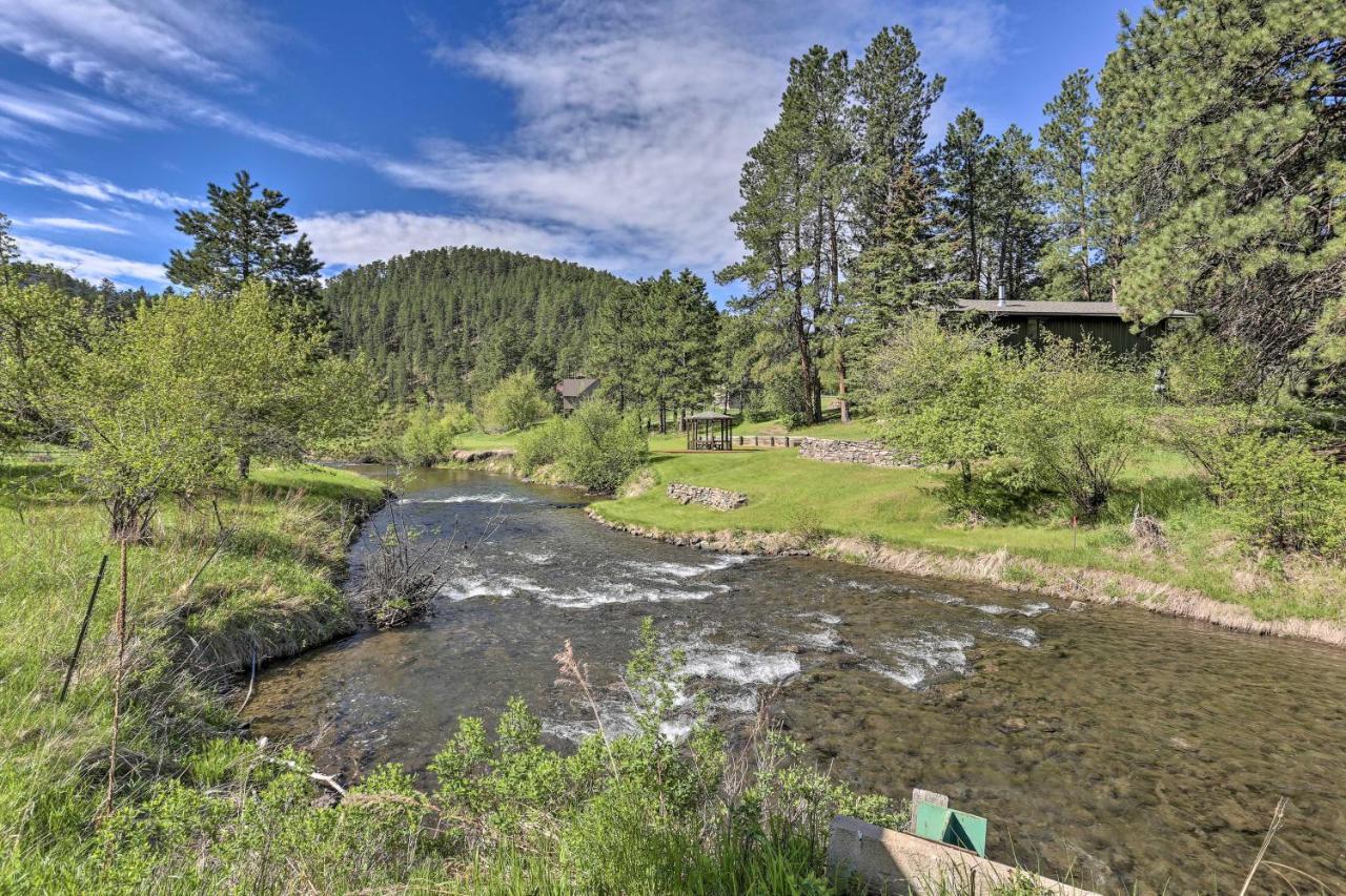 Creekside Rapid With Deck On 30 Acres! Rapid City