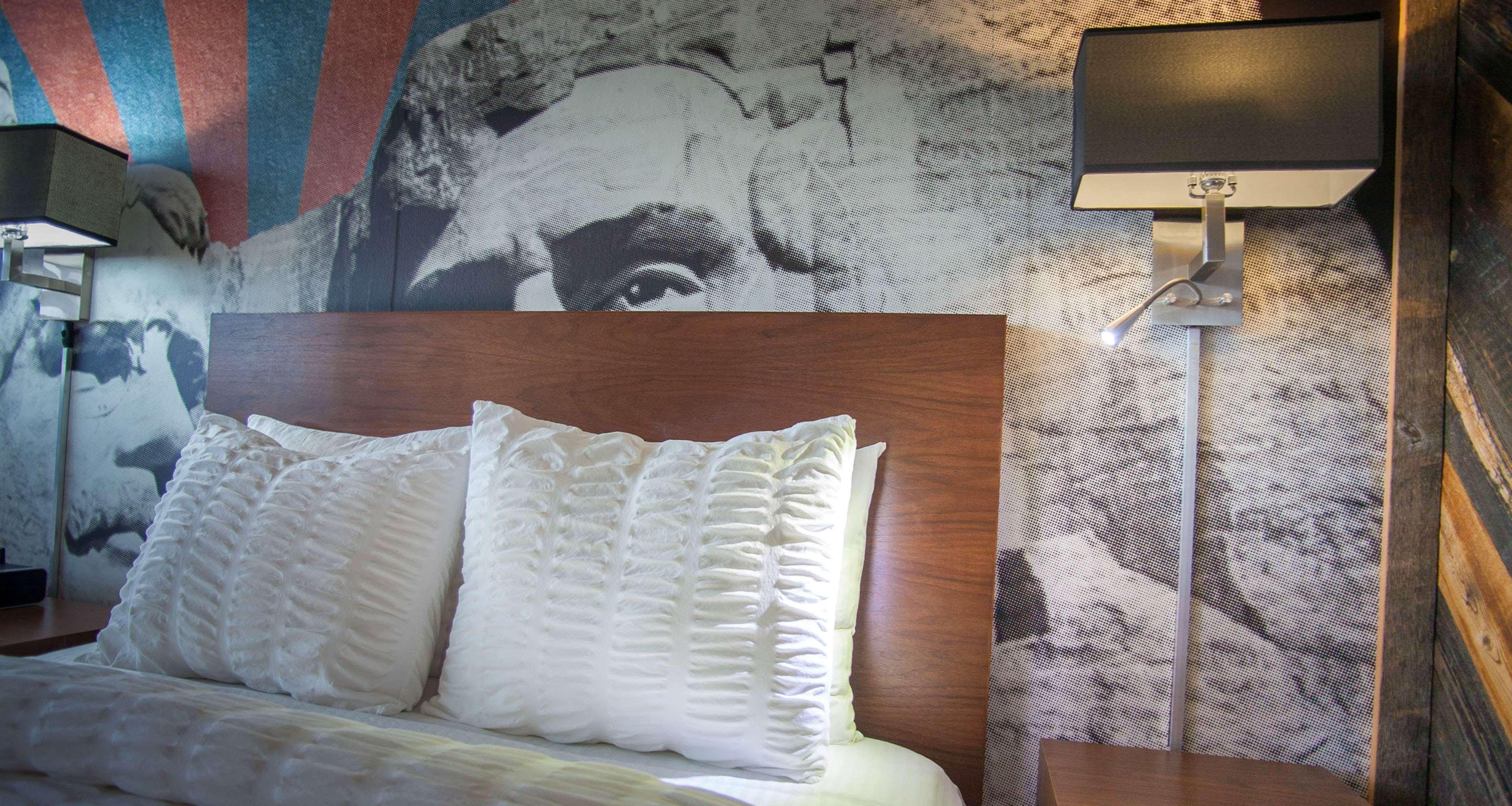 The Rushmore & Suites; Bw Premier Collection 3*