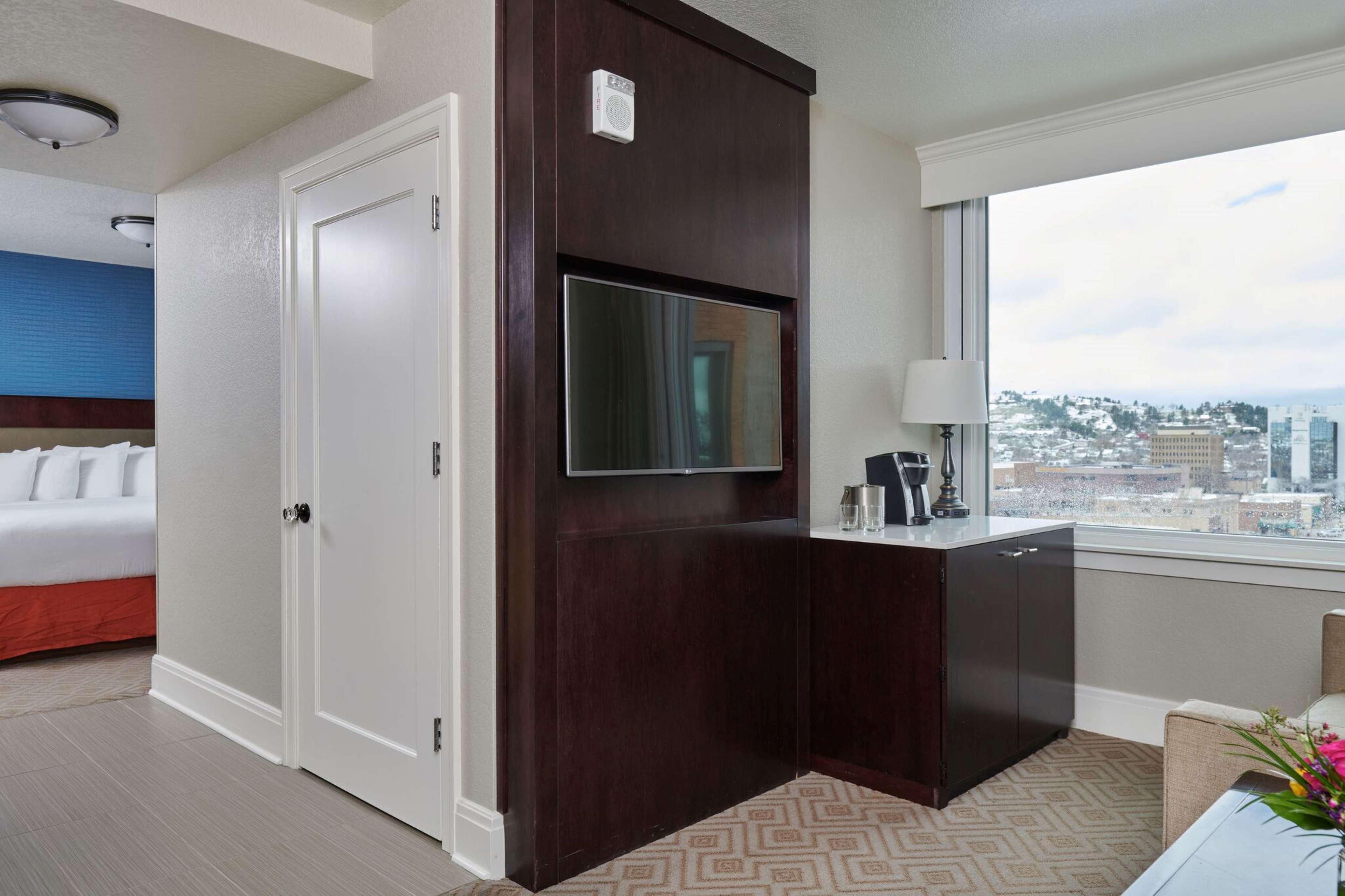 Alex Johnson Rapid City, Curio Collection By Hilton Rapid City