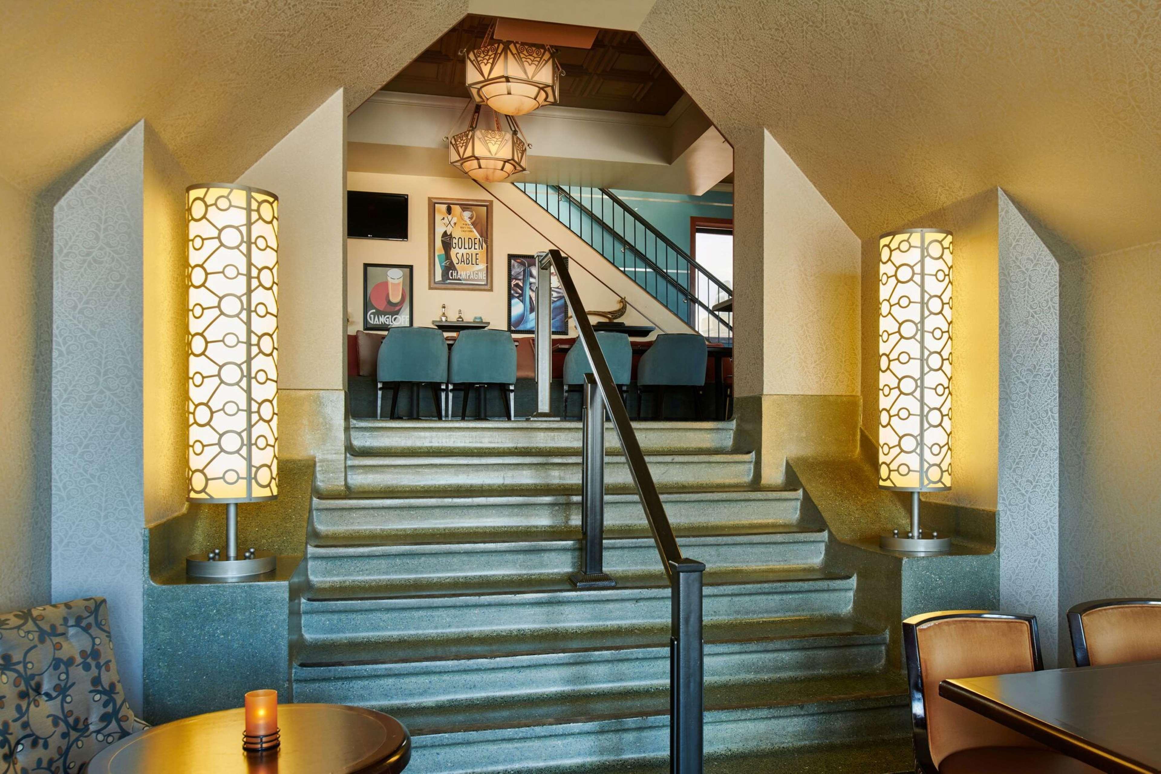 Alex Johnson Rapid City, Curio Collection By Hilton Hotel 4*
