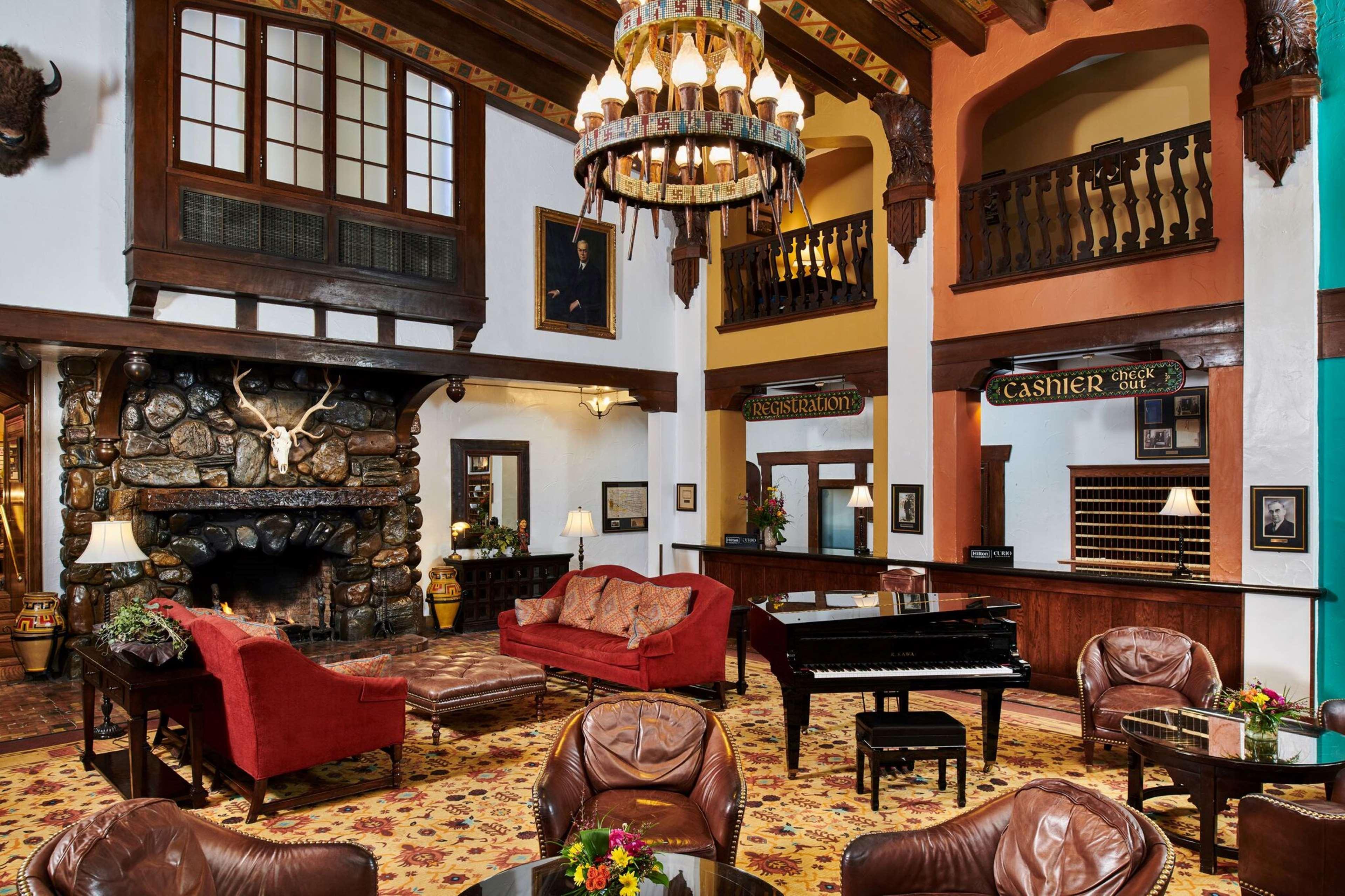 Alex Johnson Rapid City, Curio Collection By Hilton Hotel