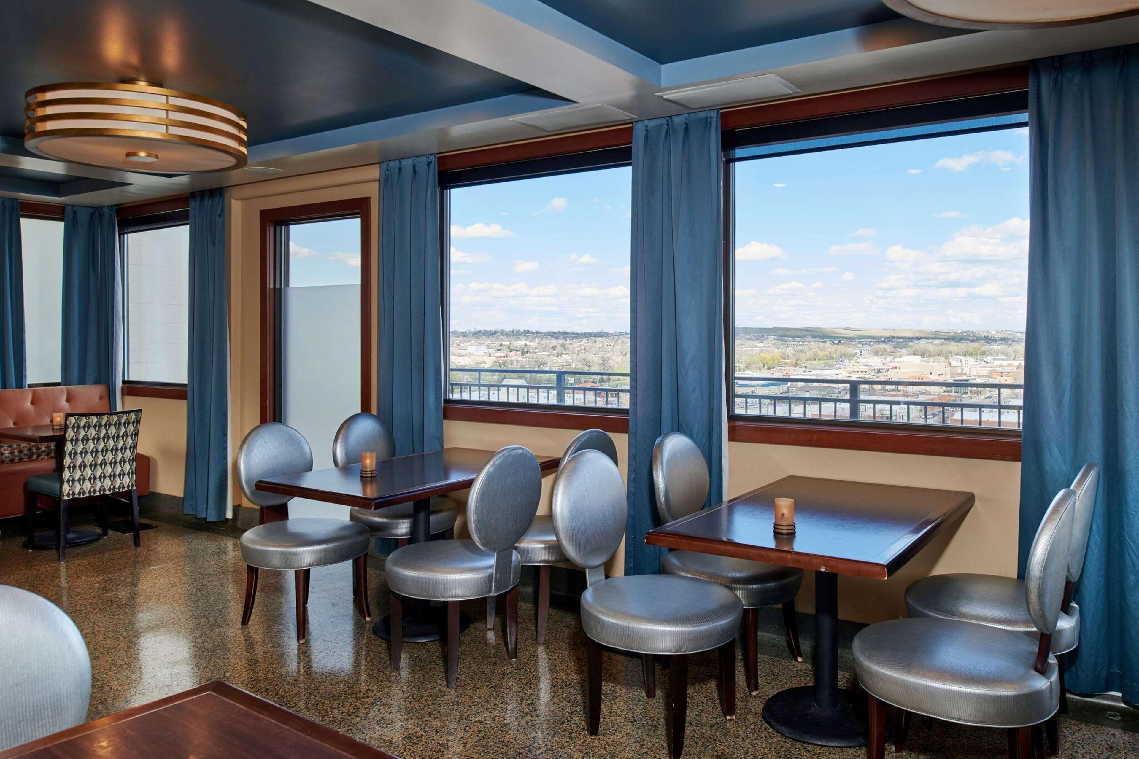 Hotel Alex Johnson Rapid City, Curio Collection By Hilton 4*