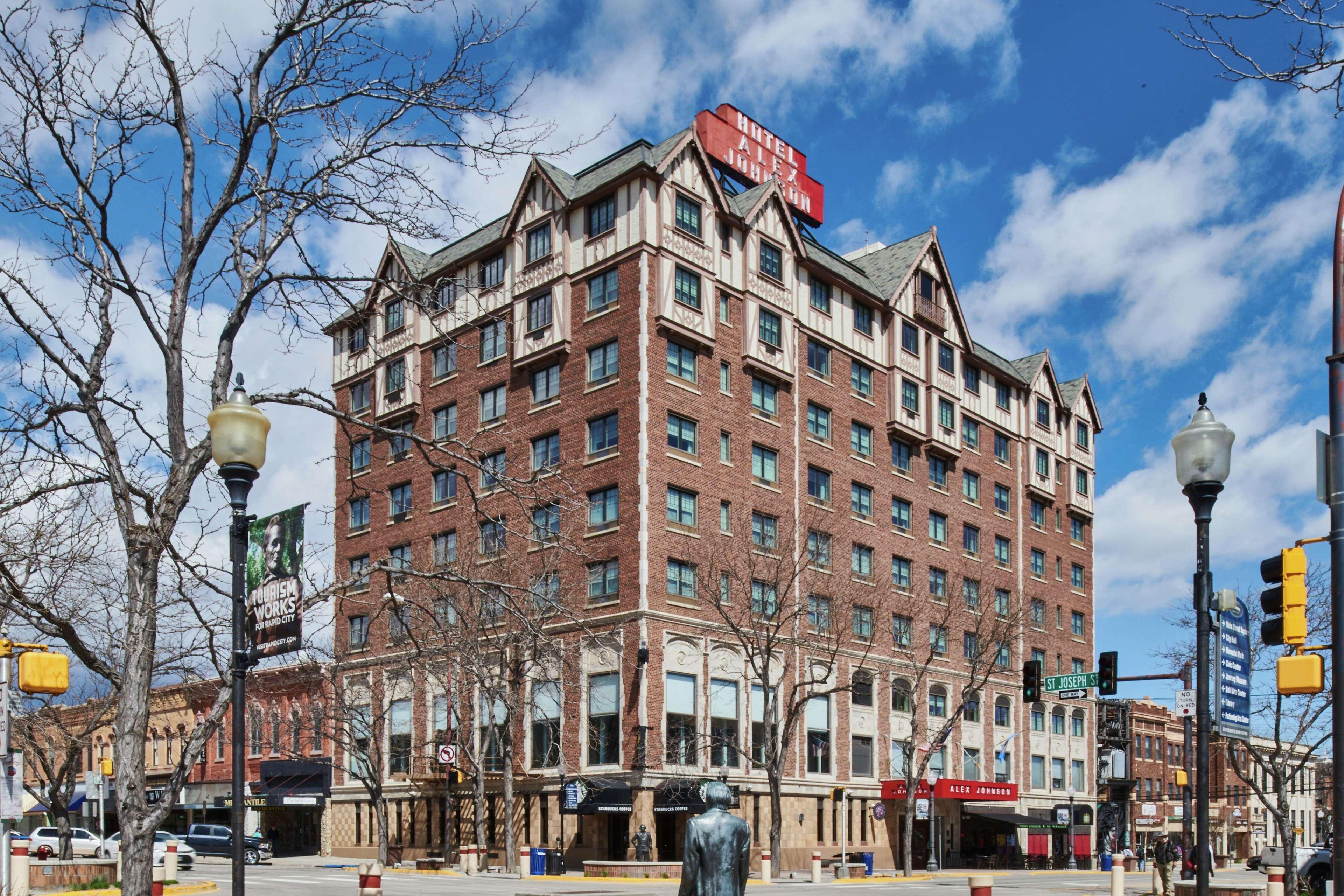 Alex Johnson Rapid City, Curio Collection By Hilton 4* Rapid City