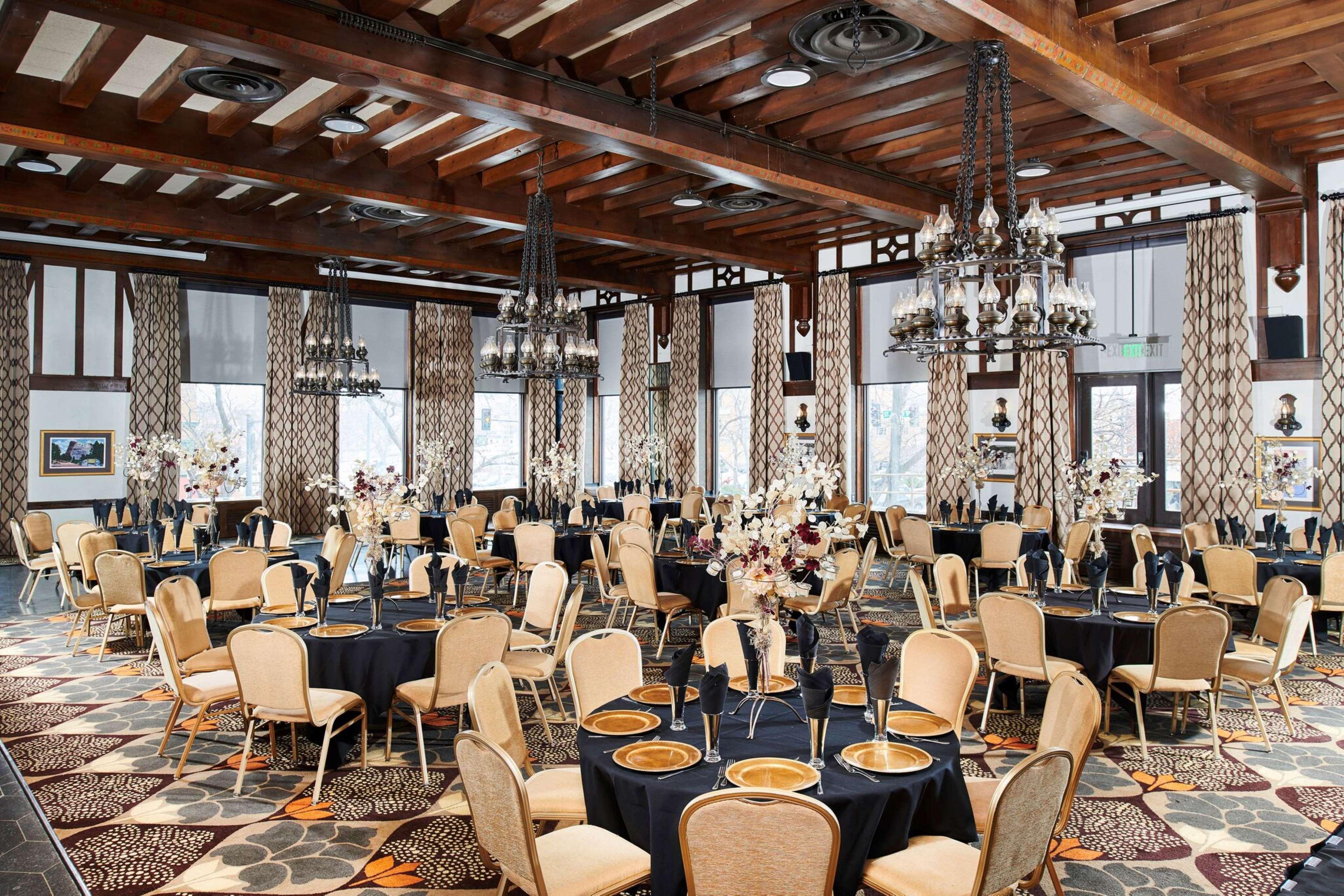Hotel Alex Johnson Rapid City, Curio Collection By Hilton