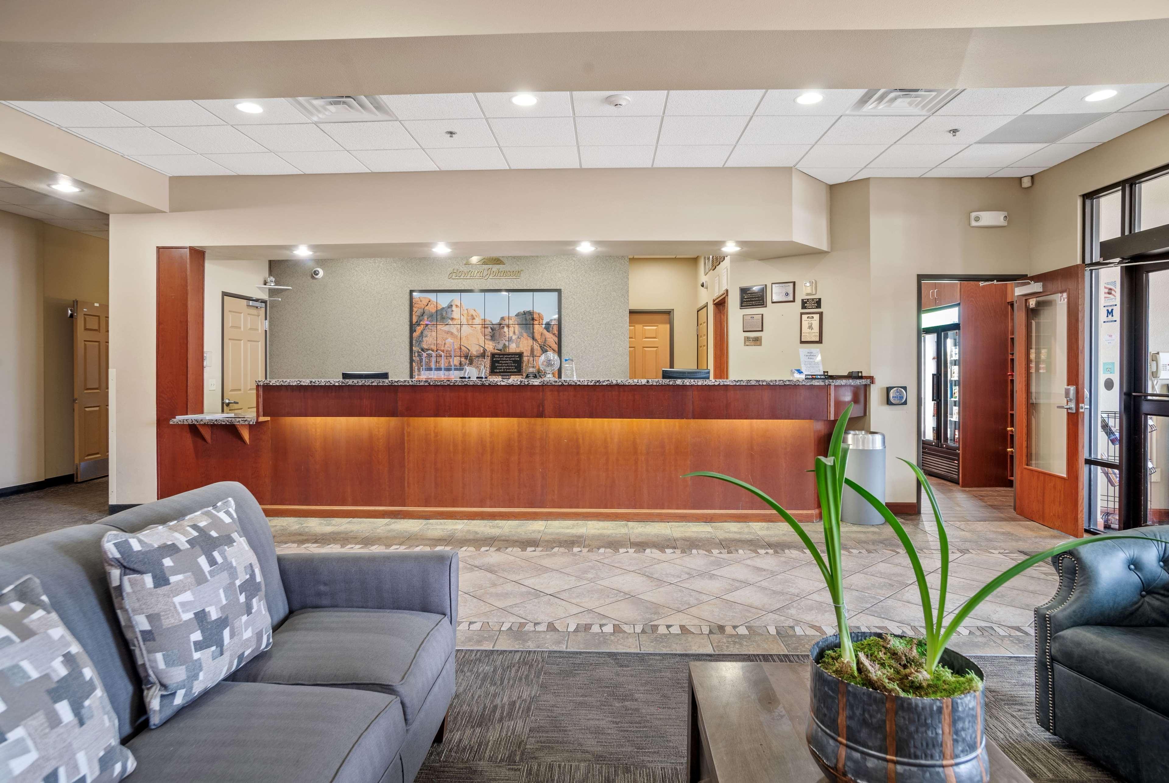 Hotel Elevation & Suites, Trademark Collection By Wyndham 3*