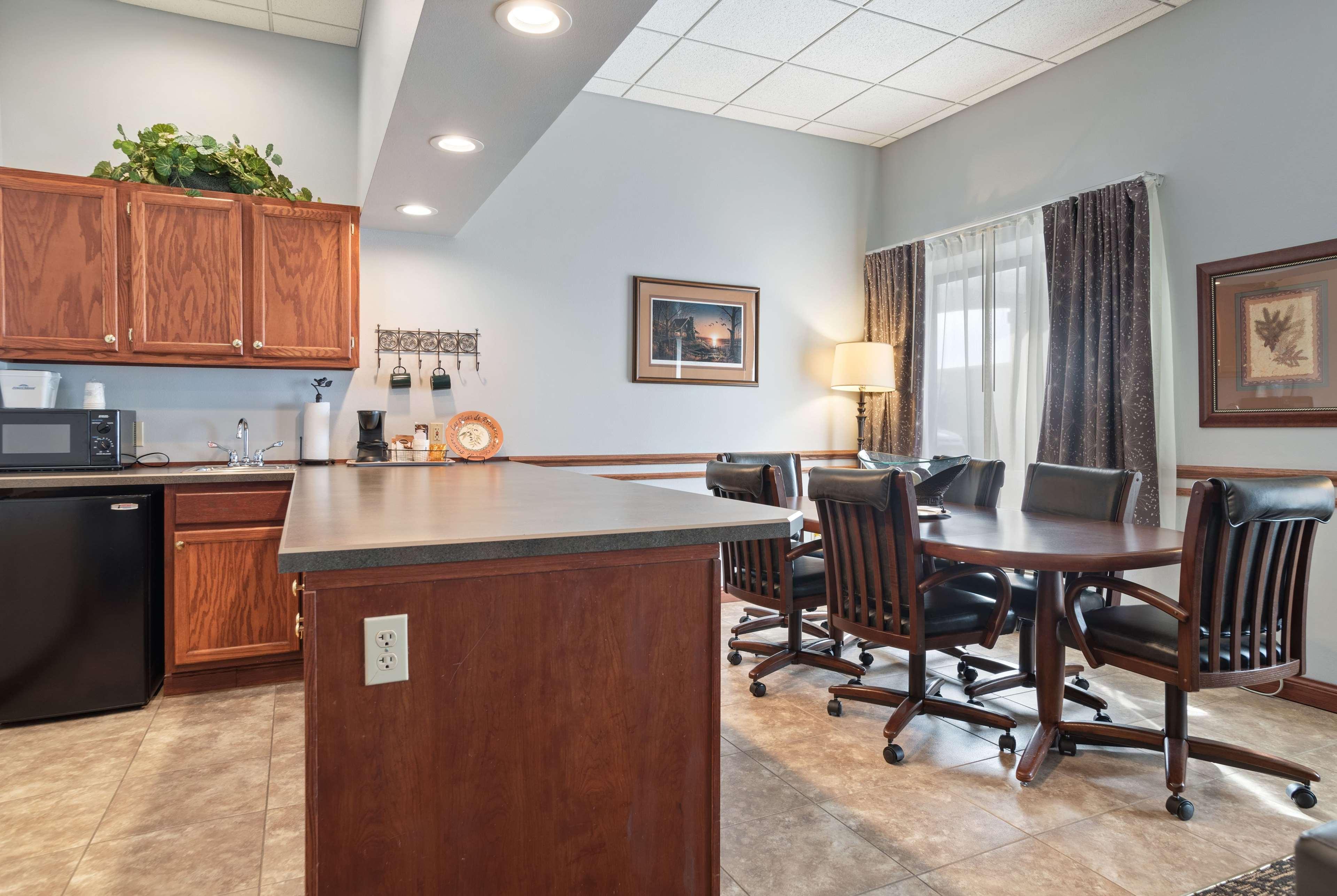 Elevation & Suites, Trademark Collection By Wyndham Rapid City