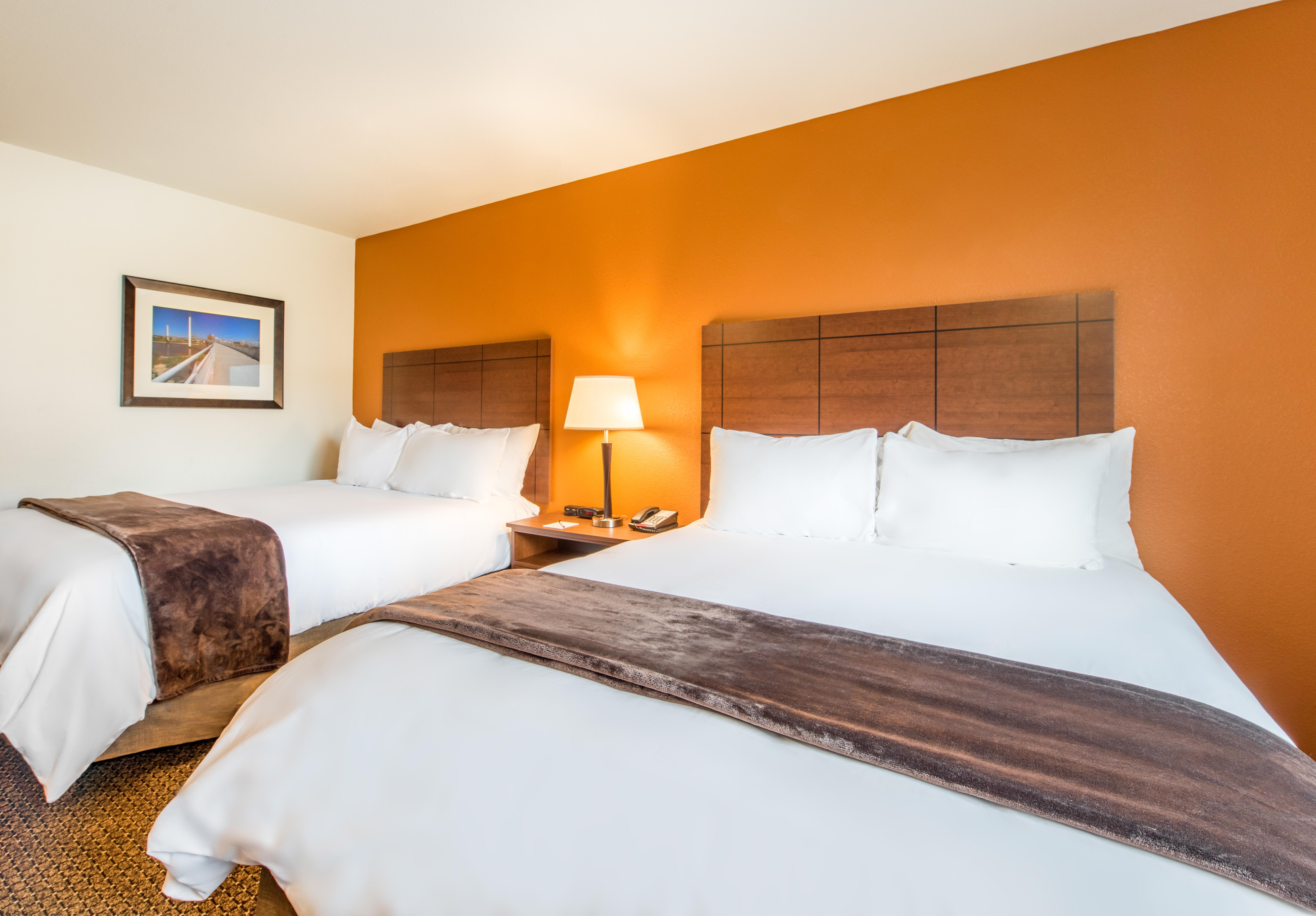 Hotel My Place Rapid 3*