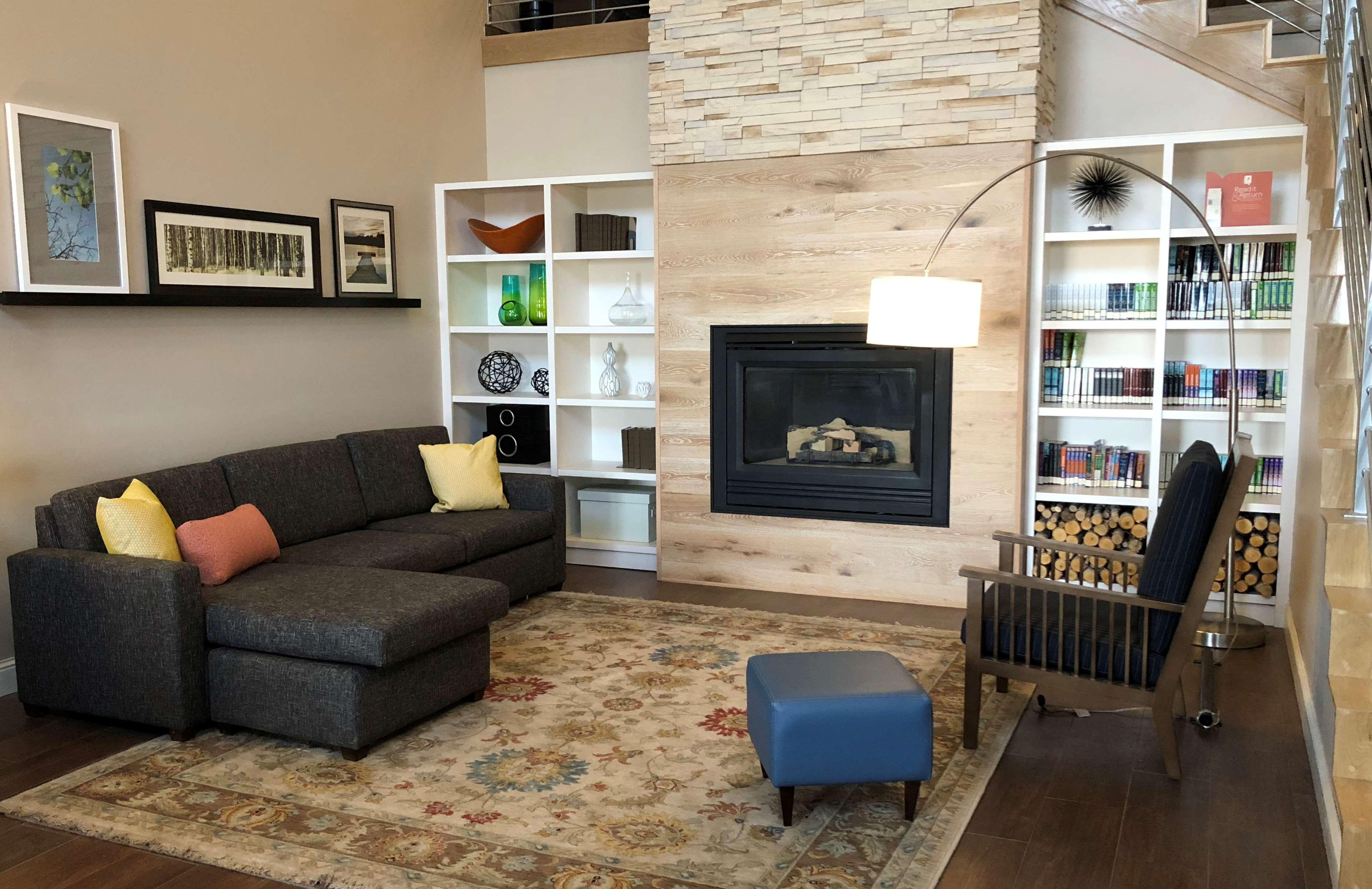 Country & By Radisson, Rapid City, Sd