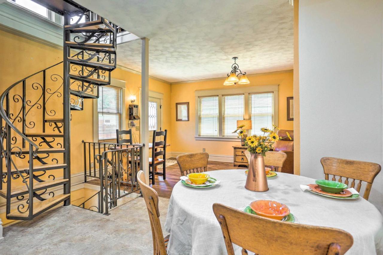 Holiday home Historic Gem With Deck, Walk To Downtown Rapid City!