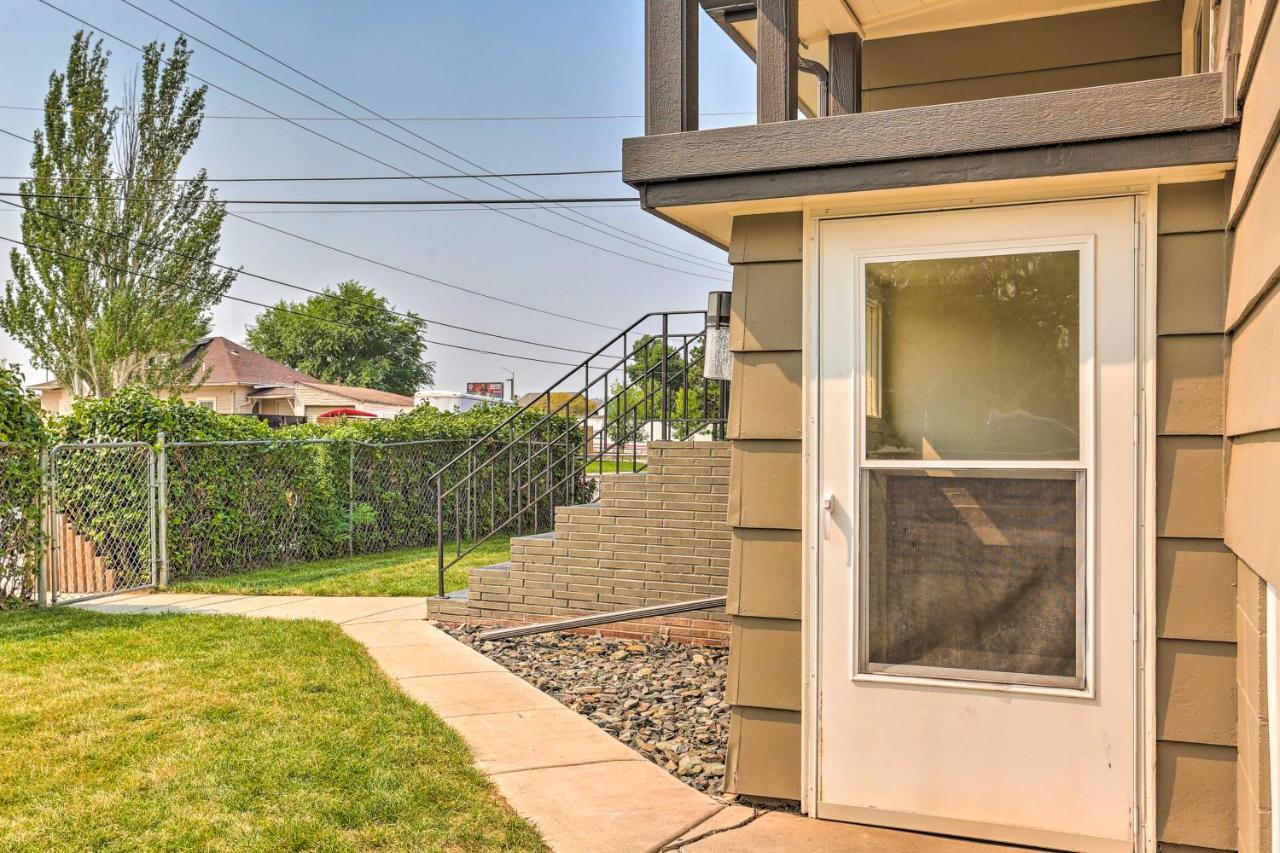 Inviting Rapid Duplex Less Than 2 Mi To Downtown! *
