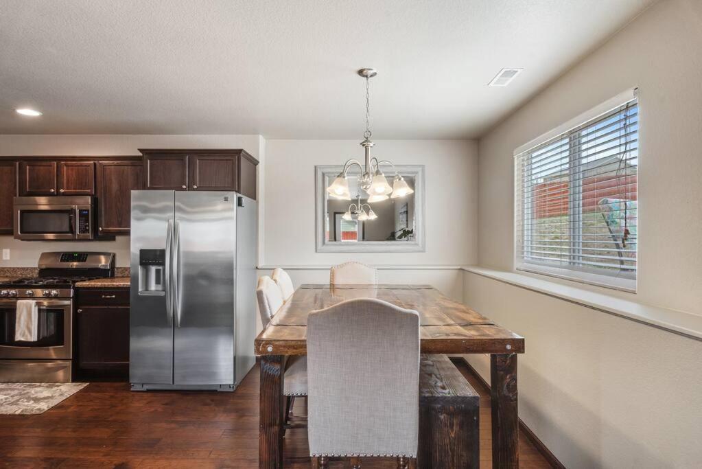 Large In The Convenient Location Holiday home Rapid City