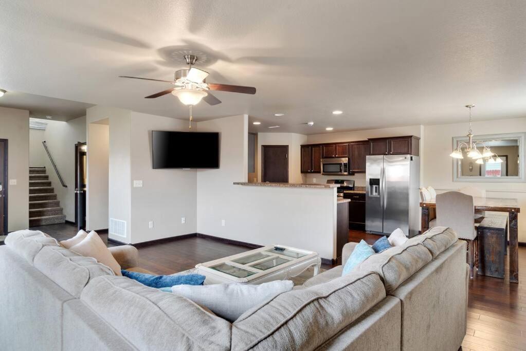 Large In The Convenient Location Holiday home Rapid City