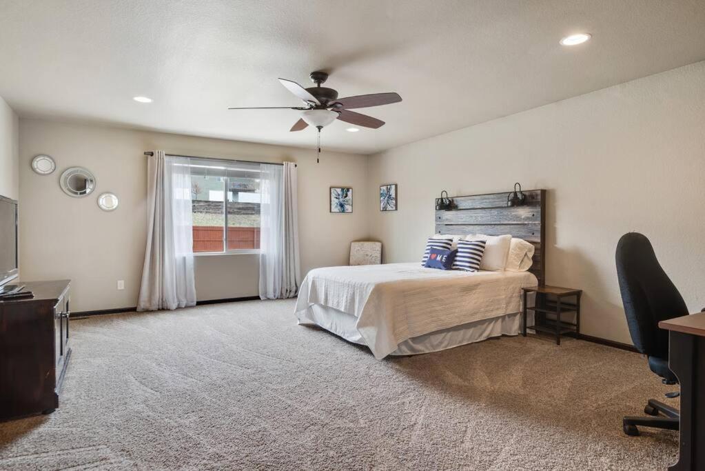 Large In The Convenient Location Holiday home Rapid City
