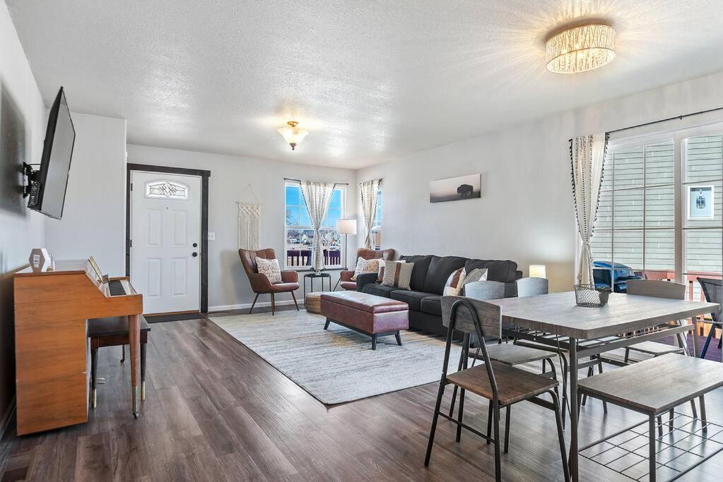 Holiday home Pet Friendly 2 King Beds Foosball Table Rapid City