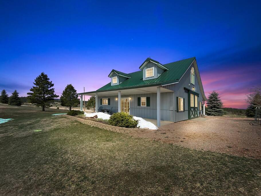 Unique Barn Close To The Hills * Rapid City