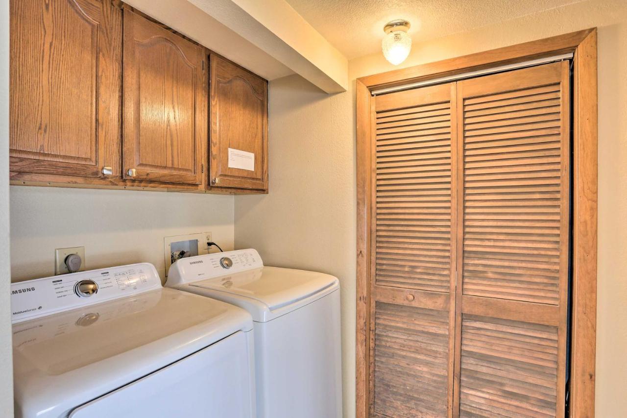Rapid Vacation With Wraparound Deck! Rapid City