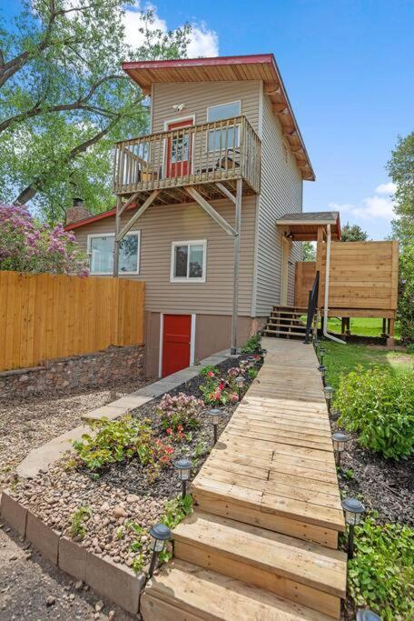 Guest Suite-hot Tub-close To Town