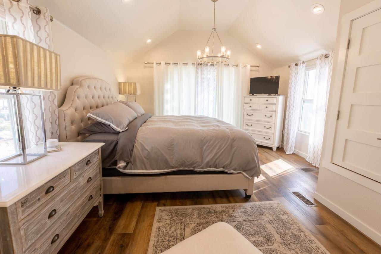 Luxurious Historic Renovated Dt Rapid With Private Patio Holiday home *